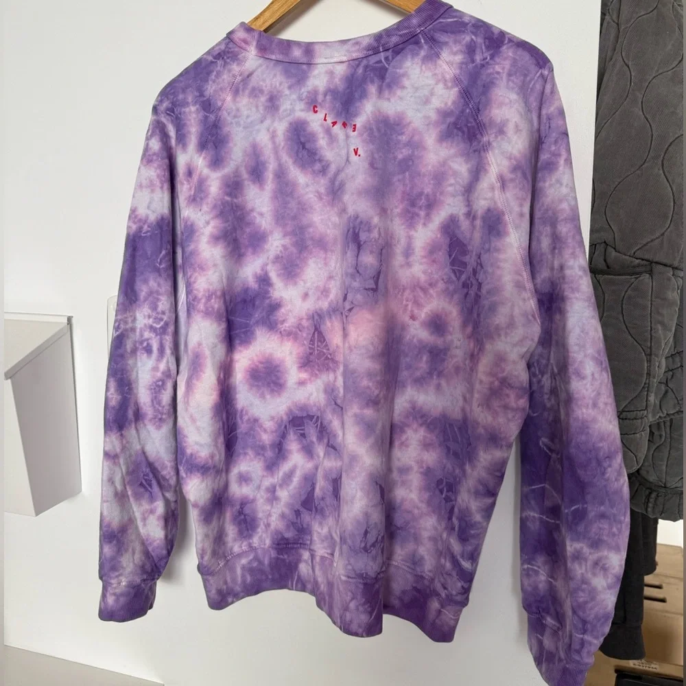 Brand New Claire V Poppy Tie Dye XL Crew Neck Sweater purple SO SOFT ๐ - Picture 4 of 13